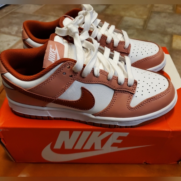NIB Nike Dunk Low in Red Stardust/Rugged Orange - Picture 3 of 5